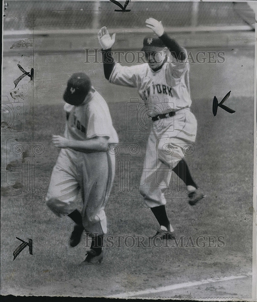 1951 Press Photo Mgr Leo Durocher &amp; shortstop Al Dark of NY Giants - Historic Images