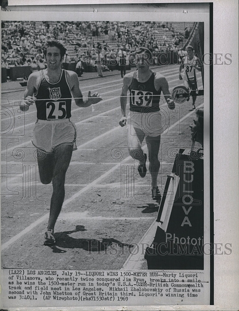 1969 Press Photo Marty Liquori of Villanova wins 1500 meter run - Historic Images