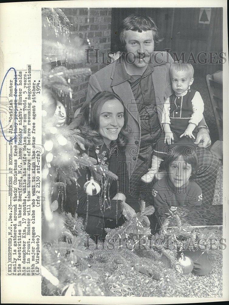 1974 Press Photo Jim Catfish Hunter, Pitcher, New York Yankees, Oakland Athletic - Historic Images