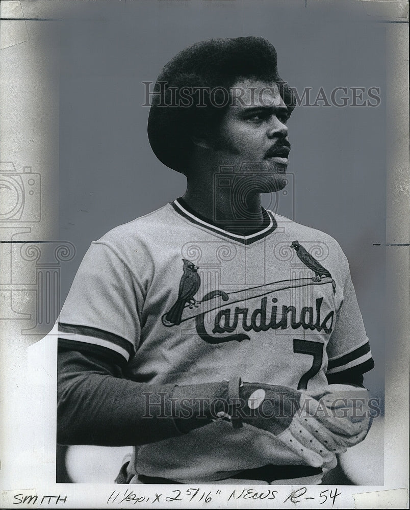 1975 Press Photo Reggie Smith Right Center Field St. Louis Cardinals Baseball - Historic Images