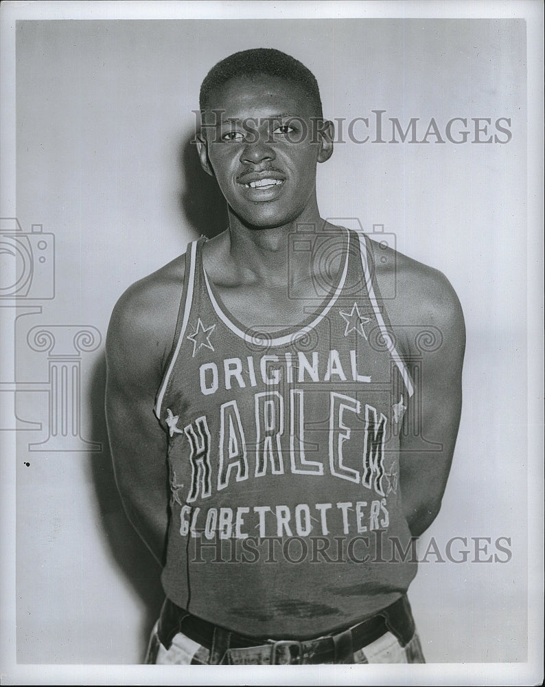 Press Photo Clarence Wilson of Harlem Globetrotters - Historic Images
