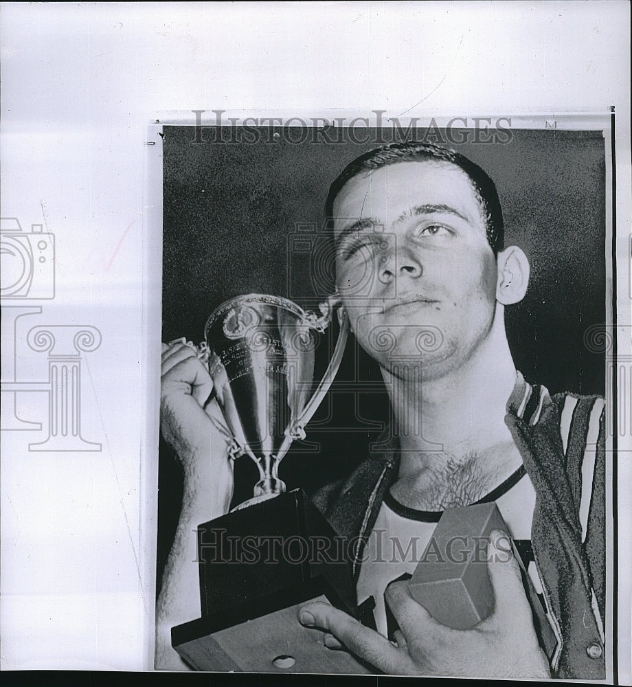 1961 Press Photo Jerry Lucas of Buckeye&#39;s basketball - Historic Images