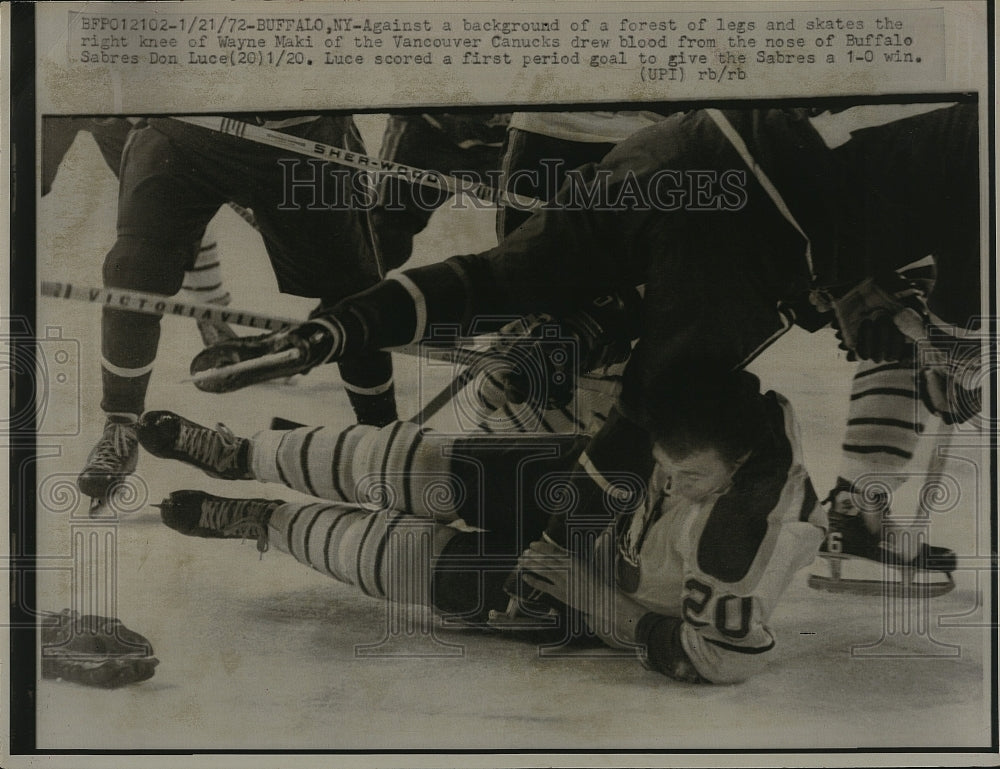 1972 Press Photo Wayne Maki, Vancouver Canucks, Don Luce, Buffalo Sabres - Historic Images