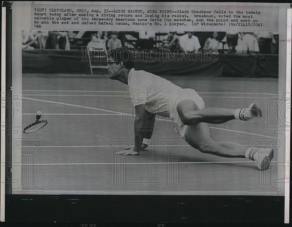 1966 Press Photo Most Valuable Player of American Zone Davis CupClark Graebner - Historic Images