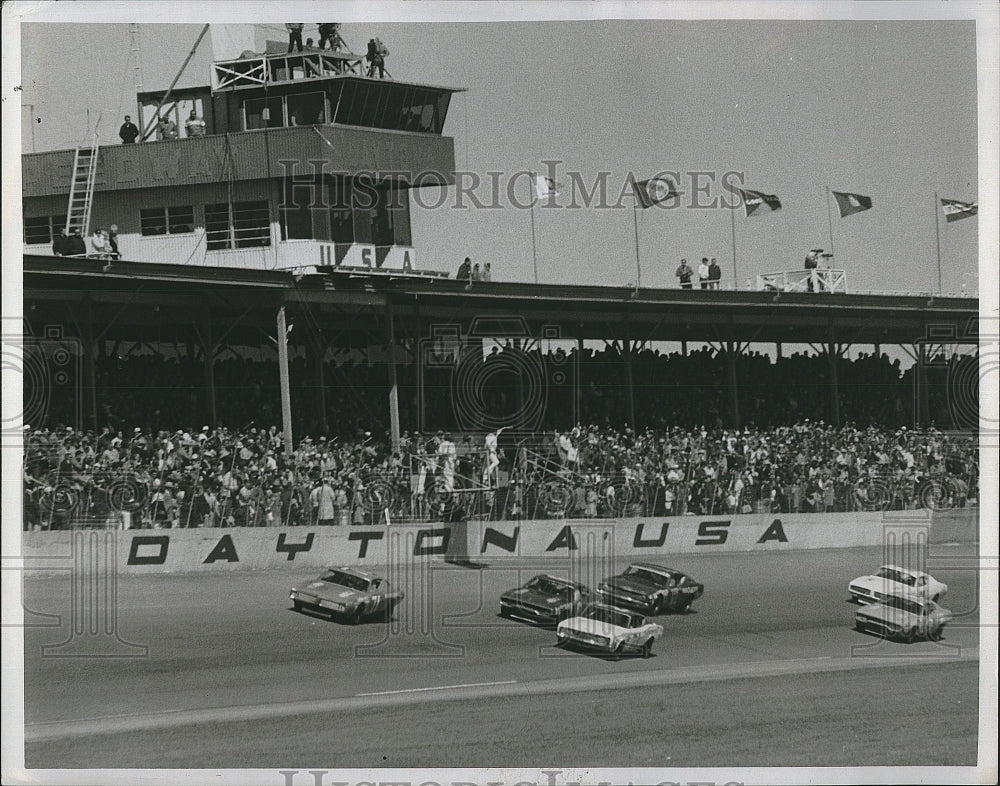 1973 Press Photo Daytona 500 at Daytona Speeway - Historic Images