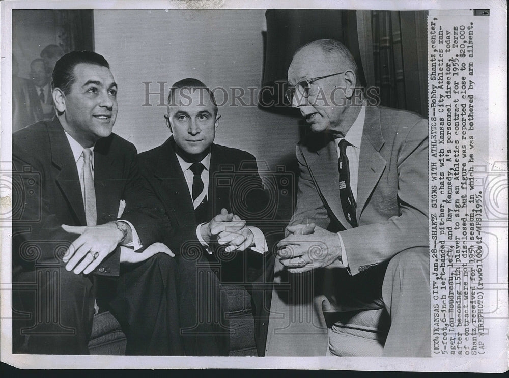 1955 Press Photo Kansas City Pitcher Bobby Shantz, Lou Roudreau, Ray Kennedy - Historic Images