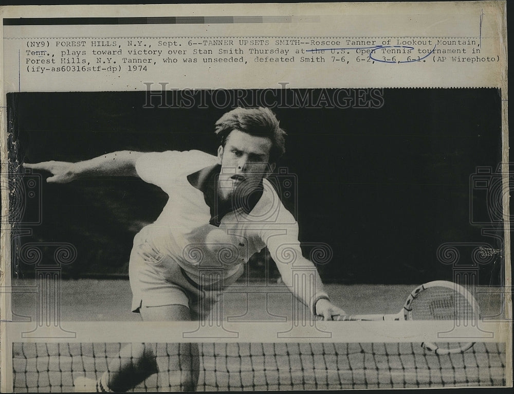 1974 Press Photo Roscoe Tanner victory over Stan Smith at US Open Tennis tourney - Historic Images