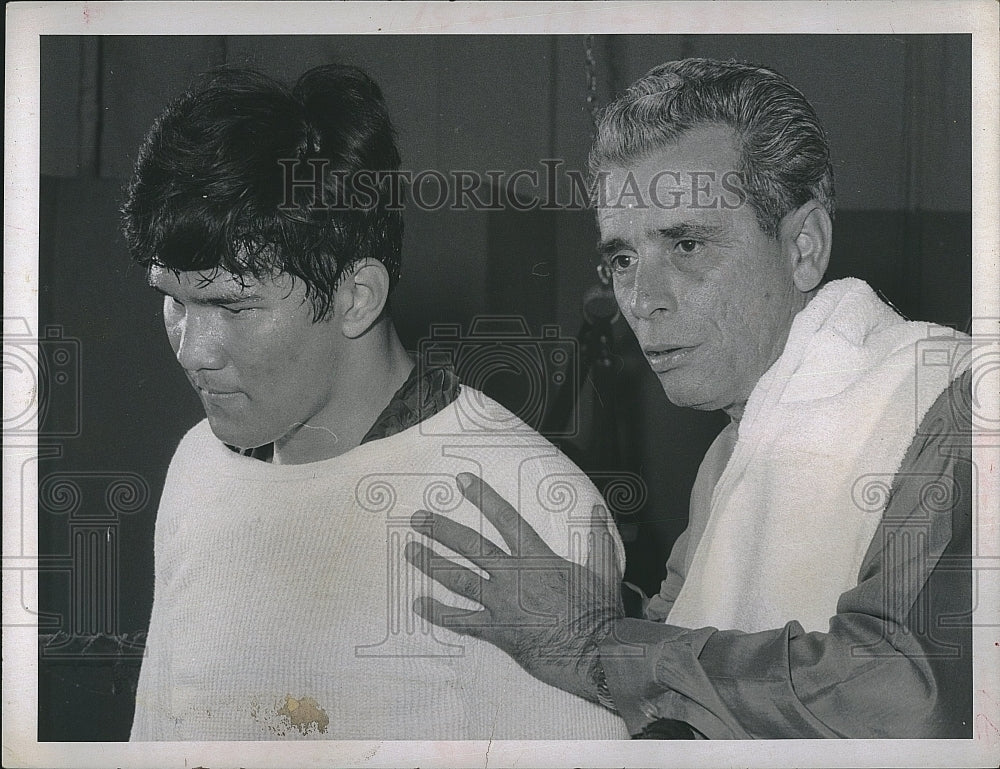 1970 Press Photo Boxing Champion Boxer Licata &amp; Trainer Laine Working Out - Historic Images