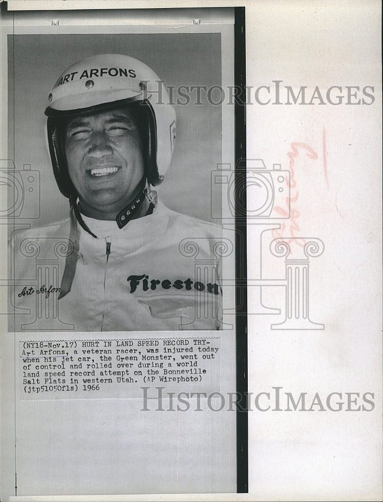 1966 Press Photo Race Car Driver Art Arfons After Race - Historic Images