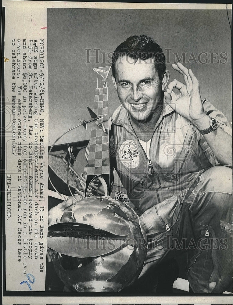 1964 Press Photo Air Race Pilot Wayne Adams During Race - Historic Images