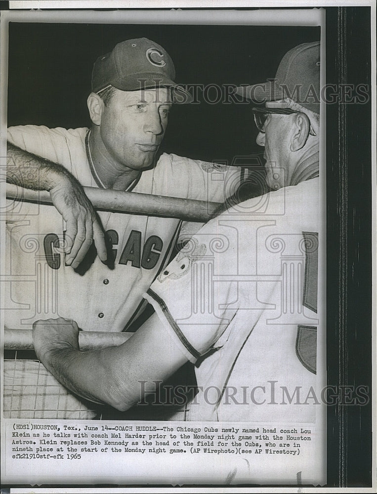 1965 Press Photo Lou Klein, Coach Mel Harder, Chicago Cubs - Historic Images