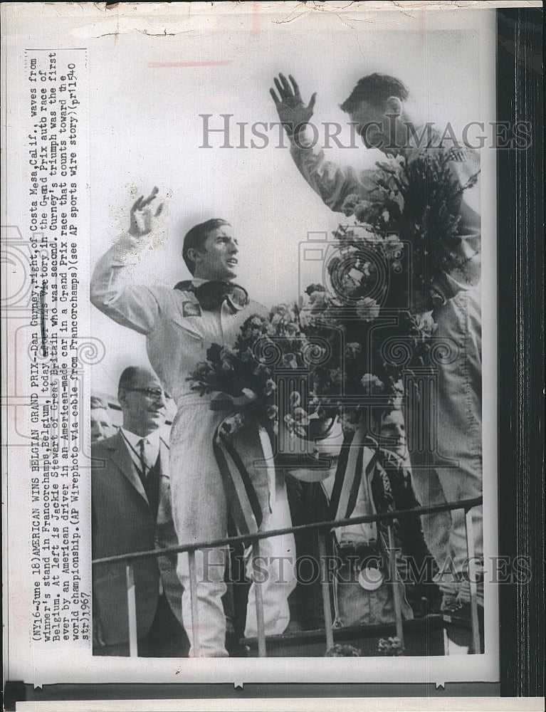 1967 Press Photo Dan Gurney in his victory in the Grand Prix Auto Race - Historic Images