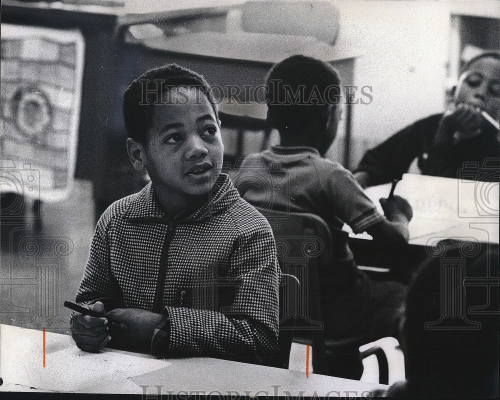 1971 Press Photo Indiana Gary&#39;s Banneker Center School Students In Classroom - Historic Images