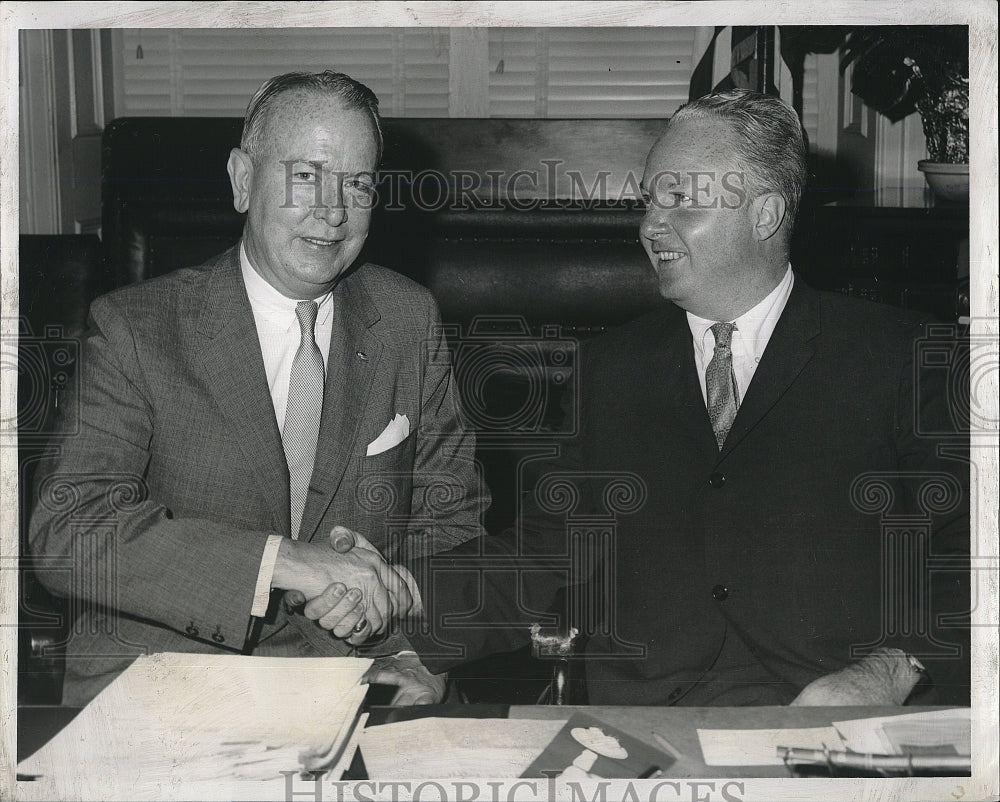 1961 Press Photo Mayor Collins and James Austin, president of Northeast Airlines - Historic Images