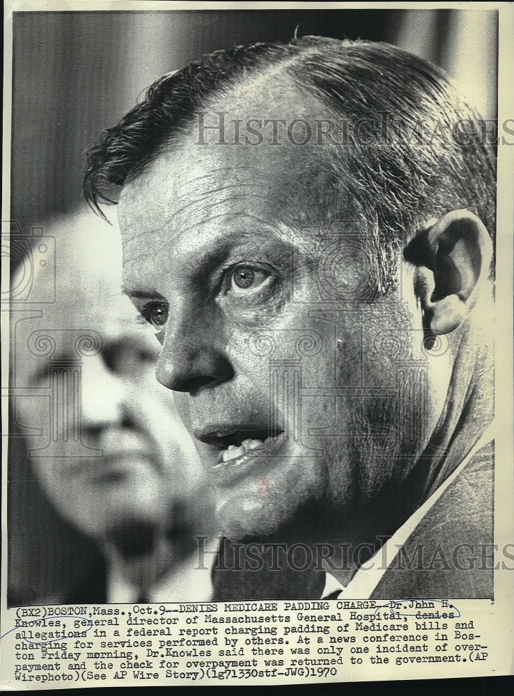 1970 Press Photo Dr. John Knowles charged with padding Medicare bills - Historic Images