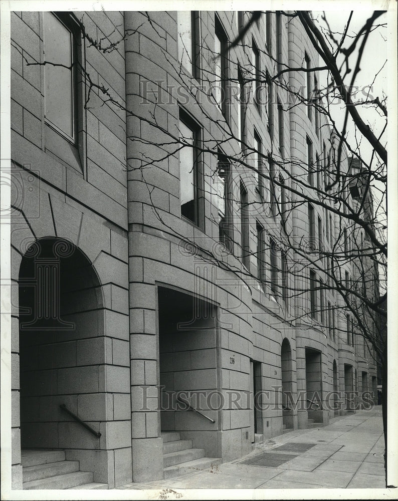 1994 Press Photo Solow Houses on New York&#39;s East 67th St - Historic Images