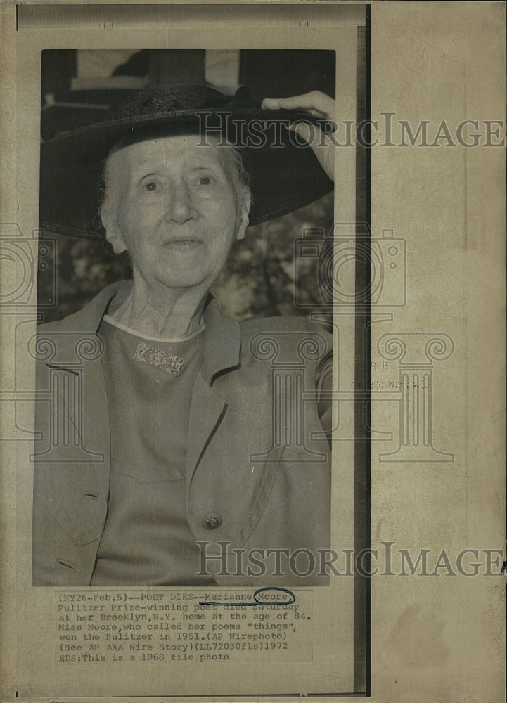 1972 Press Photo Marianne Moore Pulitzer Prize Winning Poet Dies At 84 Brooklyn - Historic Images