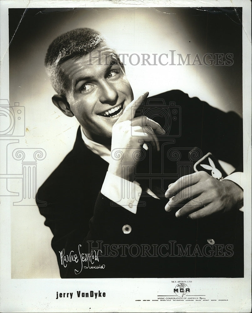 Press Photo Singer Entertainer Jerry VanDyke - Historic Images