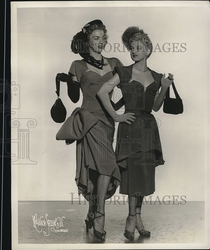 1954 Press Photo Jewell Diehl and Alice Clift of &quot;Guys and Dolls&quot; - Historic Images