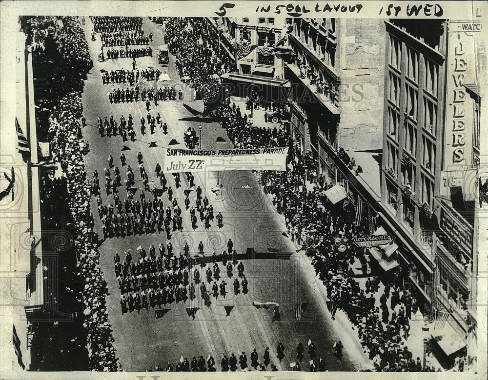 1969 Press Photo Preparedness Day Parade in San Francisco Tom Mooney Bombing - Historic Images