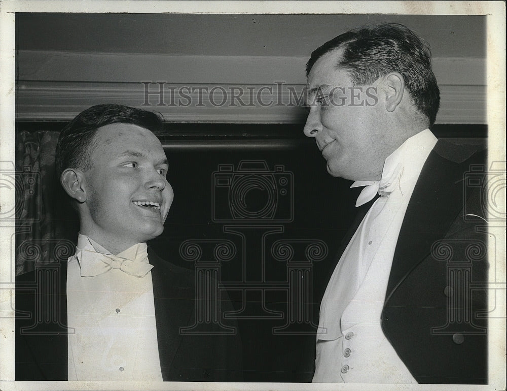 1941 Press Photo Politician Wendell Willikie, Son Phillip in Washington DC - Historic Images