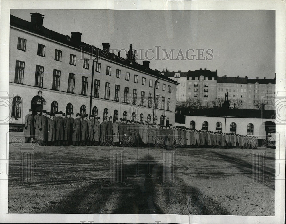 1939 Press Photo Army Inspection at Karlsberg Military Academy in Sweden - Historic Images