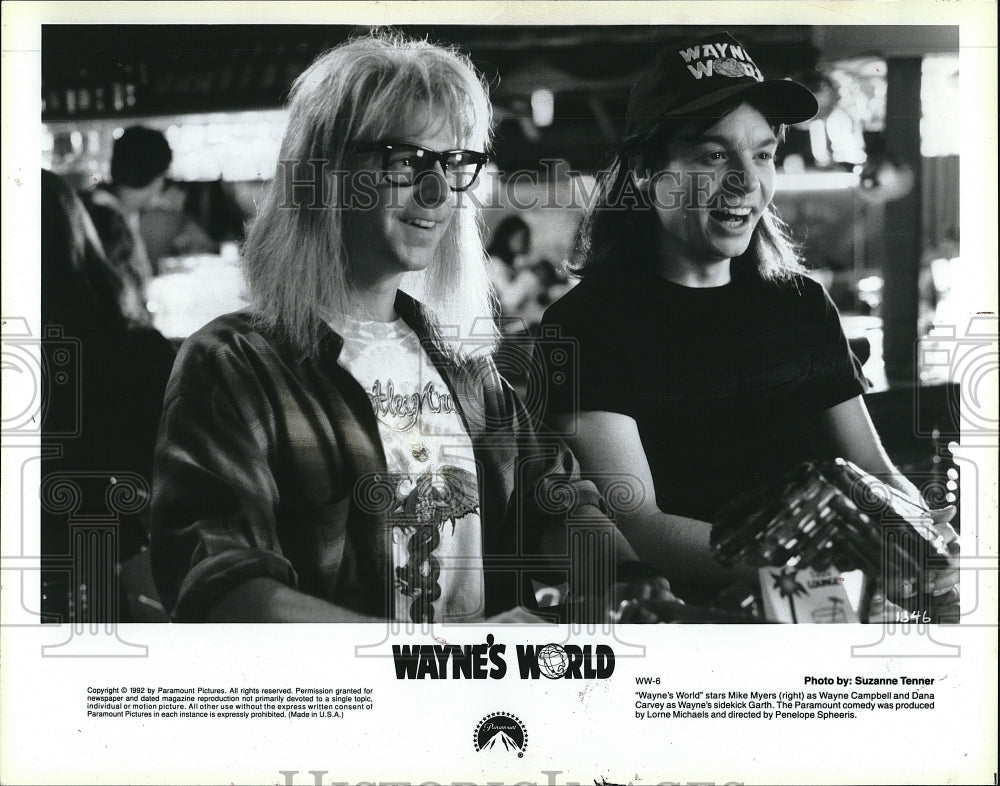1992 Press Photo Actor Mike Myers, Dana Carvey in "Wayne's World" Film - Historic Images