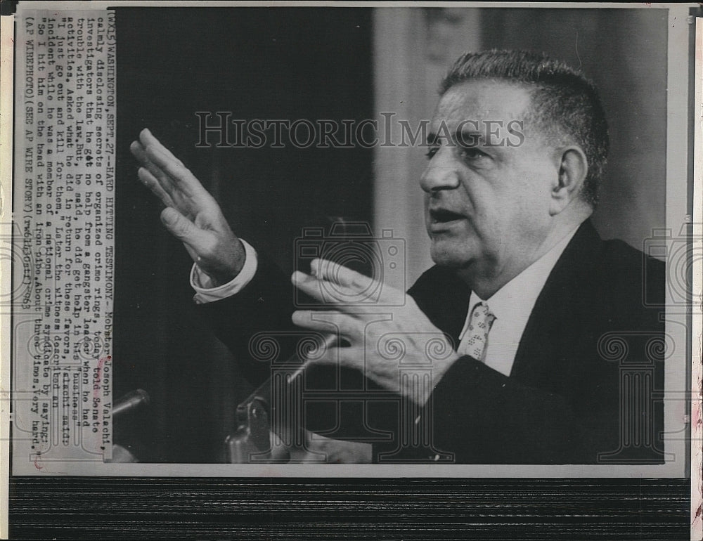 1963 Press Photo Mobster Joseph Valachi testified at Investigating Committee. - Historic Images