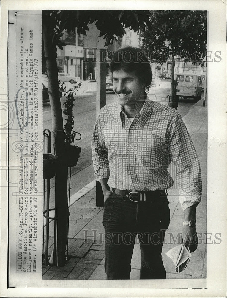 1973 Press Photo World Male Athlete of 1972 Mark Spitz walking in Hollywood - Historic Images