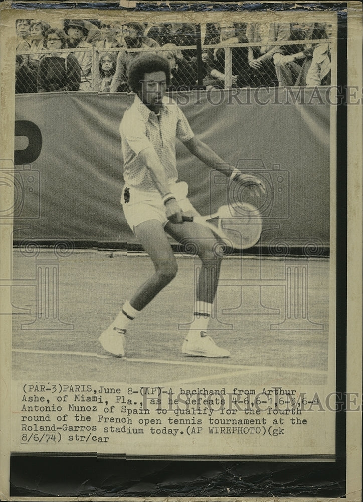 1974 Press Photo Arthur Ashe in French Open Tennis Tournament - Historic Images