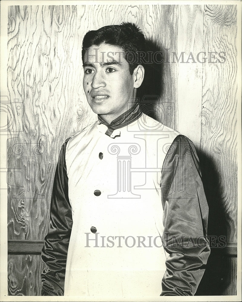 1962 Press Photo Jockey Victor Espinoza at Lincoln Downs - Historic Images