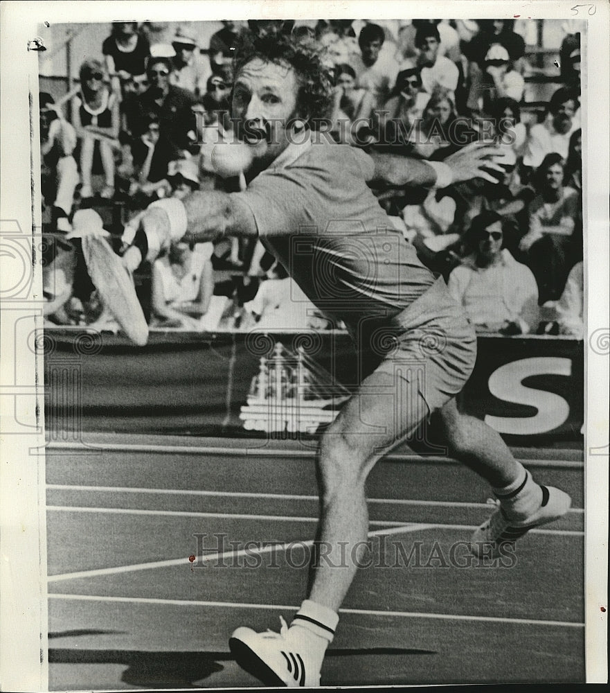 1973 Press Photo Rod Laver in tennis action at Saga Bay  Classic - Historic Images