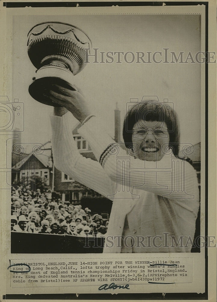 1972 Press Photo Billie Jean King after winning women&#39;s singles at the West of - Historic Images