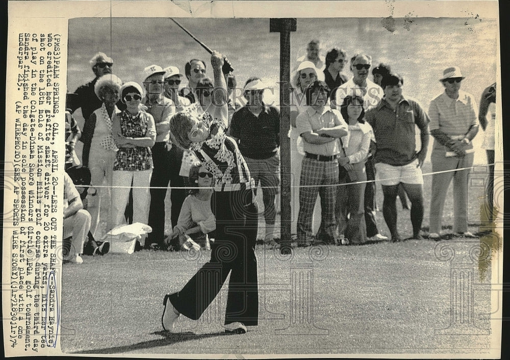 1974 Press Photo Sandra Haynie during the Colgate-Dinah Shore Winners Circle - Historic Images