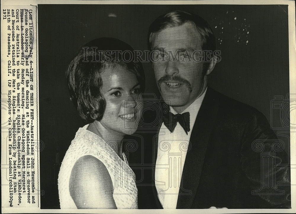 1971 Press Photo Australians John Newcombe &amp; Evonne Goolagong at Wimbledon - Historic Images