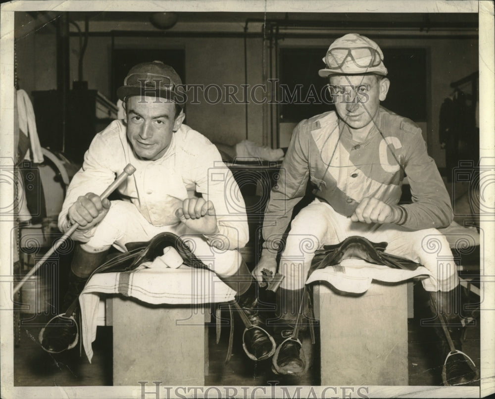 1944 Press Photo Jockeys Ted Atkinson &amp; Harry Pratt at Suffolk Downs - Historic Images