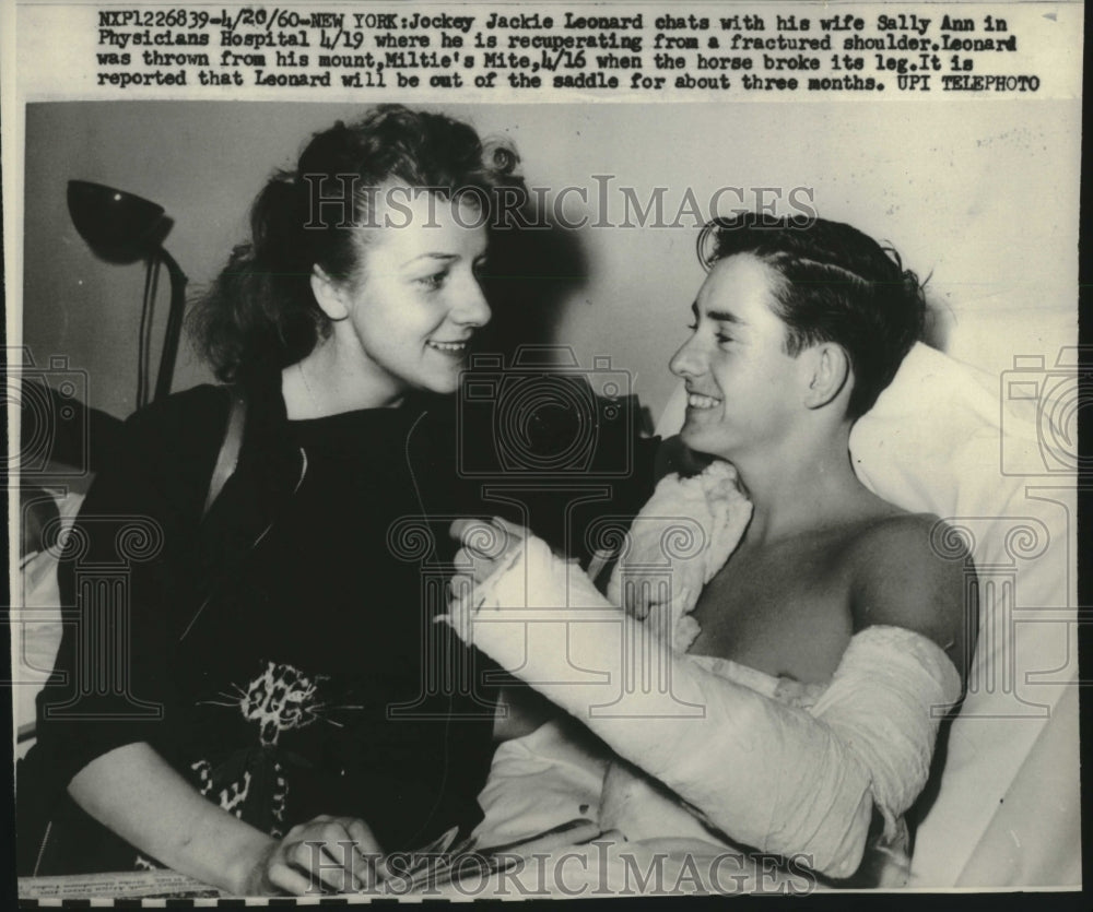 1960 Press Photo Jockey Jackie Leonard Sally Ann at Hospital - Historic Images