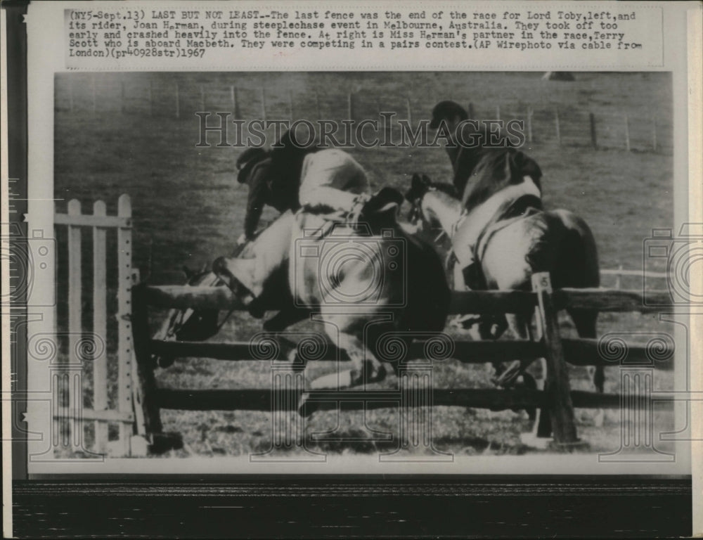 1967 Press Photo Lord Toby, rider Joan Harman, Terry Scott aboard Macbeth - Historic Images