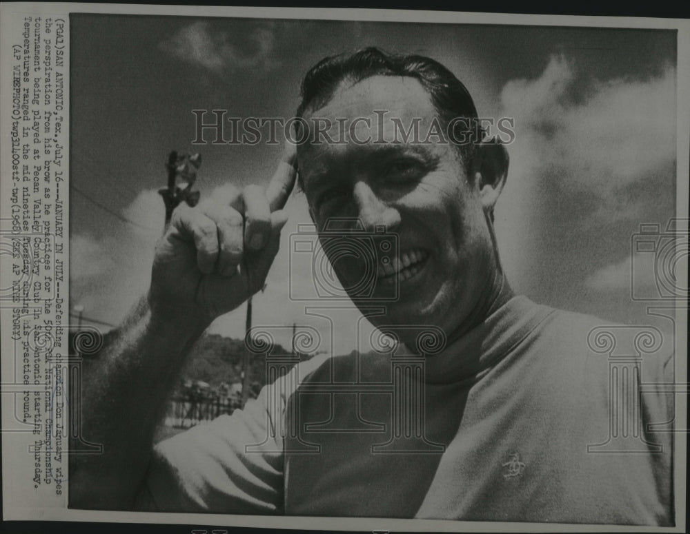 1968 Press Photo Defending champion Don January for the 50th PGA National - Historic Images