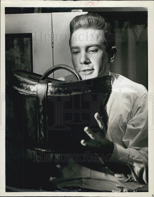 1964 Press Photo Albert Finney in 