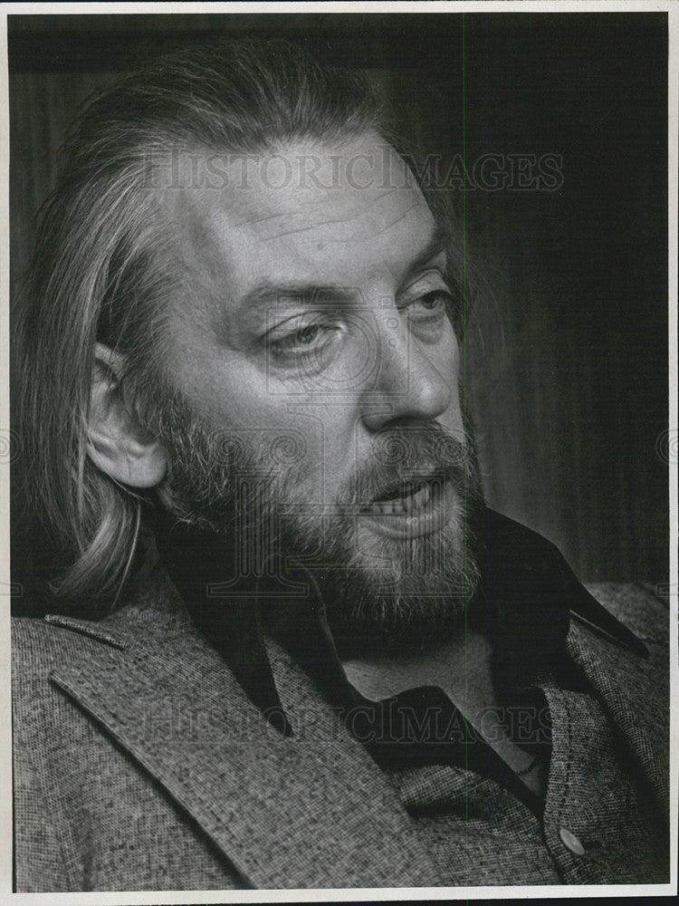 1975 Press Photo Actor Donald Sutherland - Historic Images