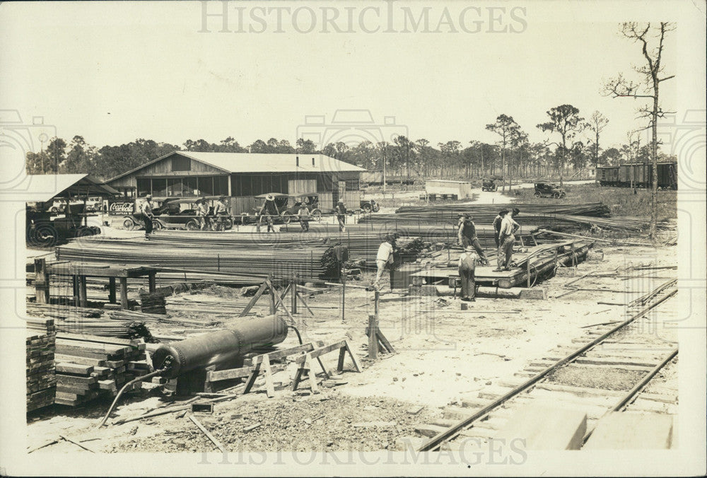 1923 Construction Of Bridge - Historic Images