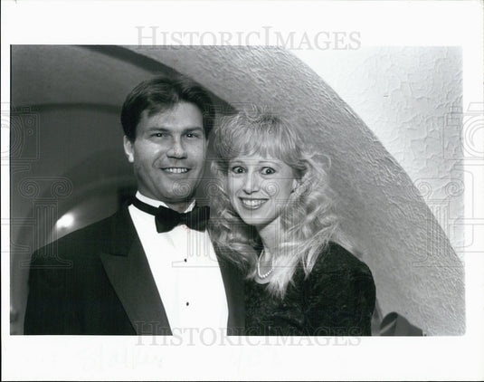 1992 Press Photo Mark/Katie Stalker New Years Eve - Historic Images