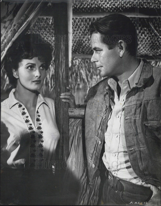 1955 Press Photo Glenn Ford and Ursula Thiess in 