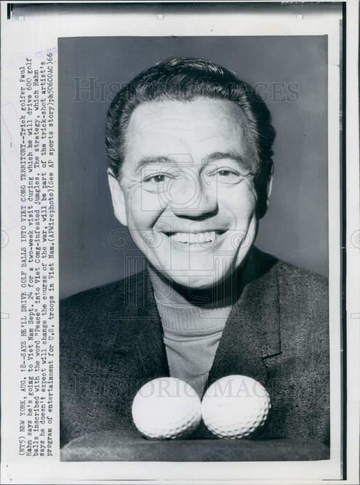 1966 Trick Golfer Paul Hahn Press Photo - Historic Images