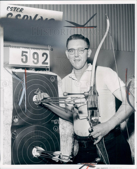 1967 Lester Gervais Archer Press Photo - Historic Images