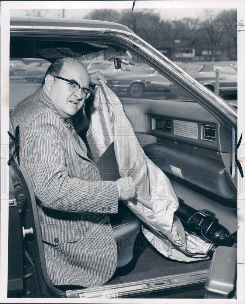 1972 Ford Safety Bag Press Photo - Historic Images