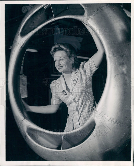 1943 Detroit MI Dancer Maxine Willard Press Photo - Historic Images