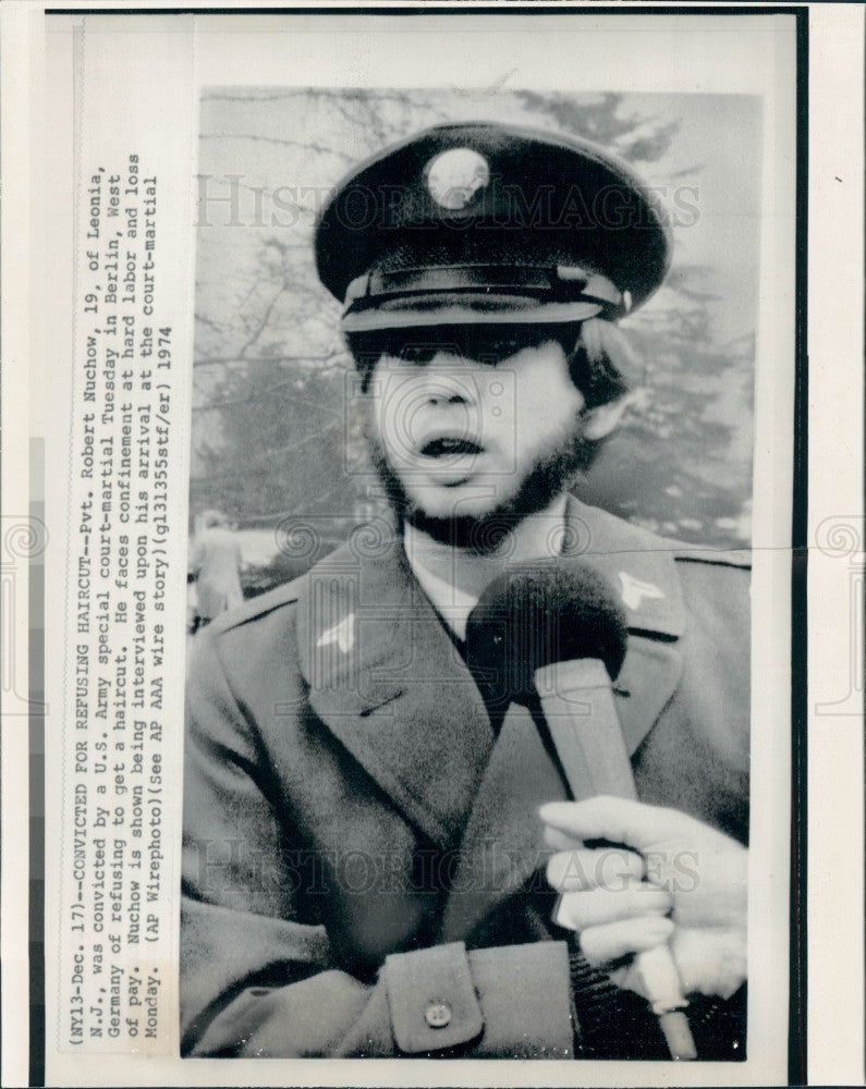 1974 Army Soldier Refuses Haircut Press Photo - Historic Images