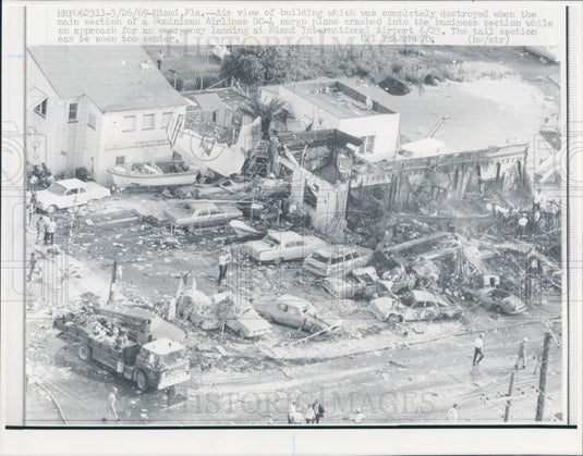 1969 Miami DC-4 Cargo Plane Crash Press Photo - Historic Images